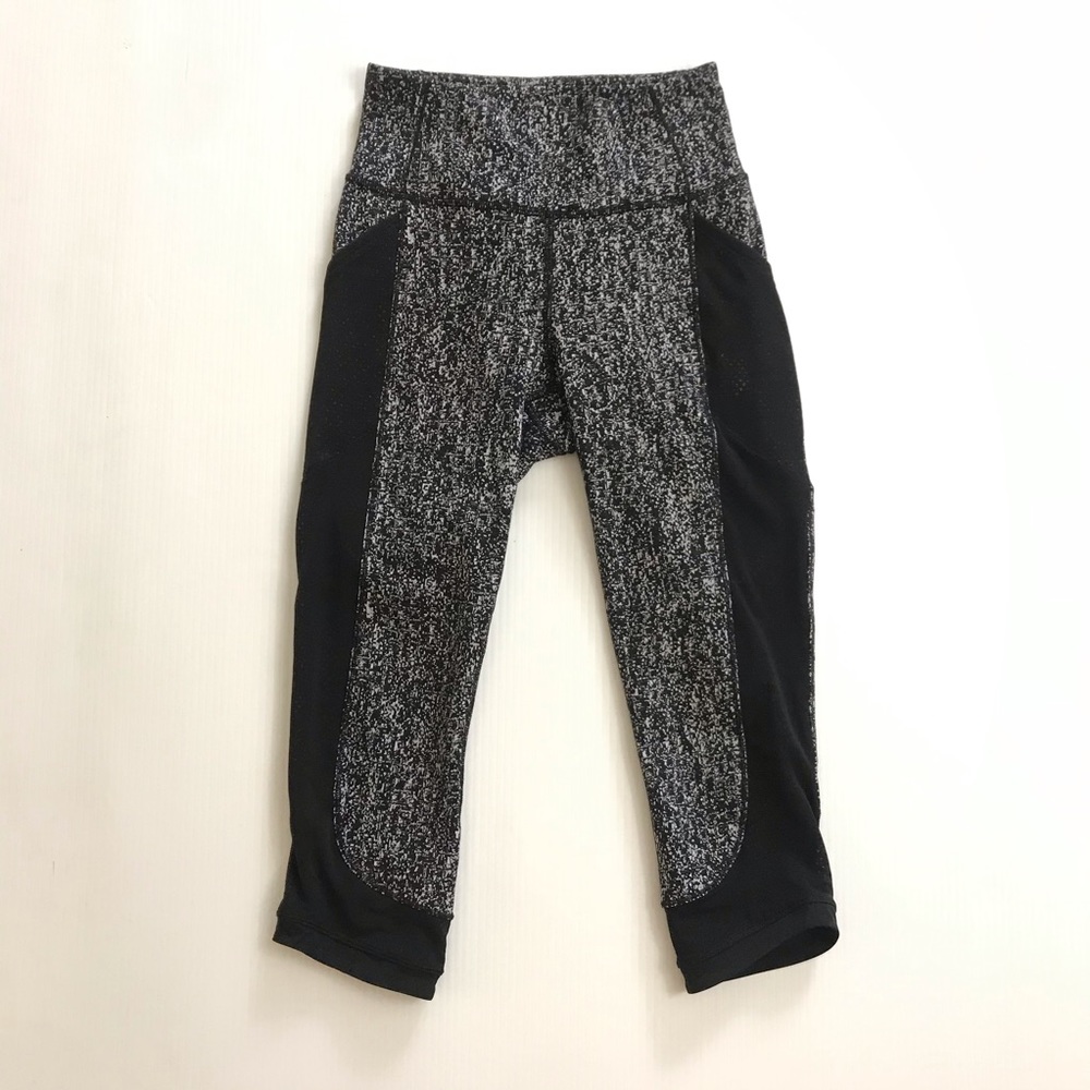 Lululemon Fit Physique Suited Jacquard Crop